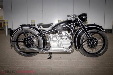 NOT SPEED TWIN BUT SIMILAR. . Pre war motorcycles for sale